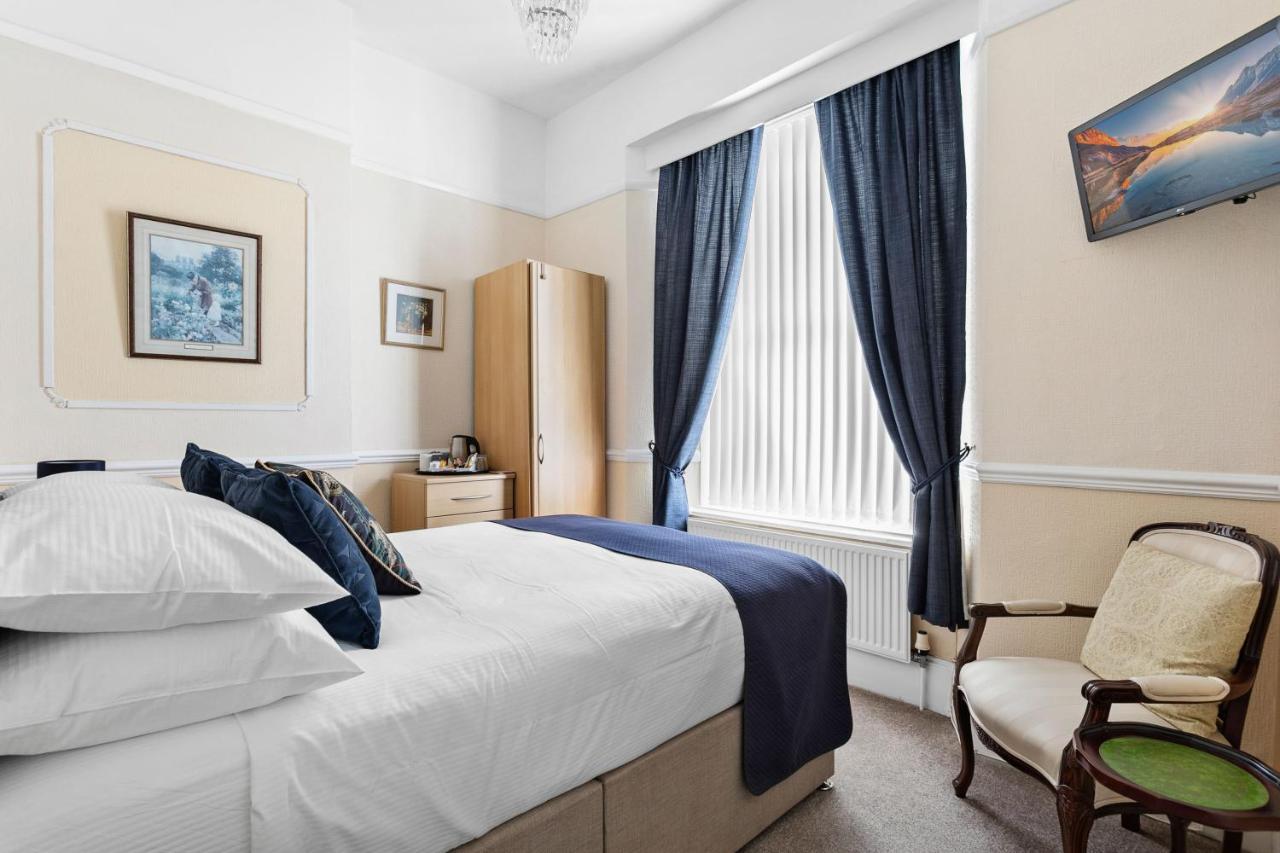 Melba House (Adults Only) Bed and Breakfast Torquay Εξωτερικό φωτογραφία