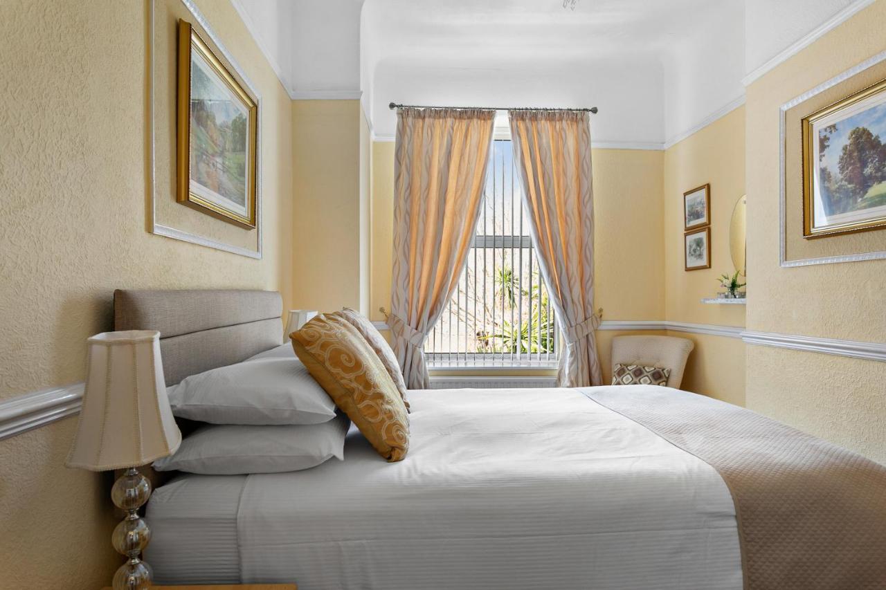 Melba House (Adults Only) Bed and Breakfast Torquay Εξωτερικό φωτογραφία