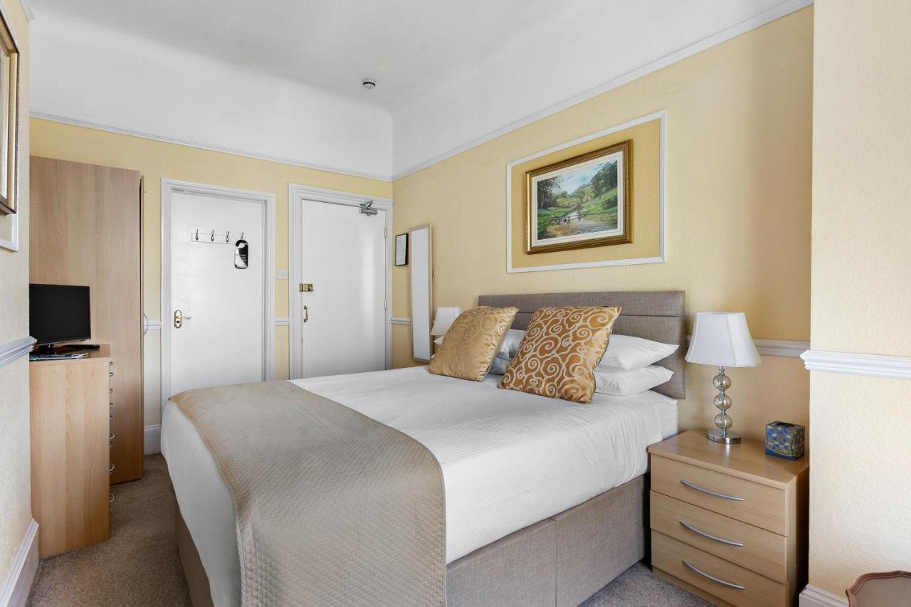 Melba House (Adults Only) Bed and Breakfast Torquay Εξωτερικό φωτογραφία