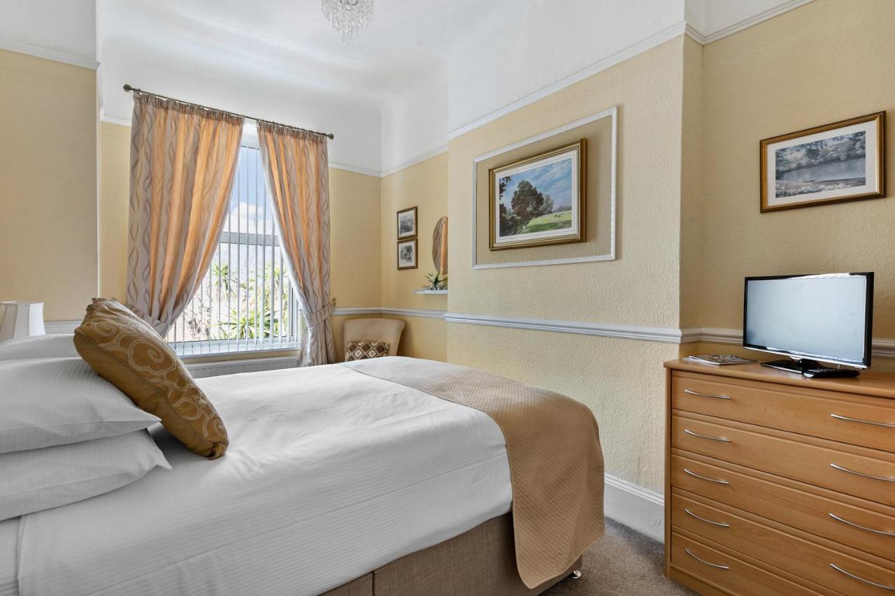 Melba House (Adults Only) Bed and Breakfast Torquay Εξωτερικό φωτογραφία